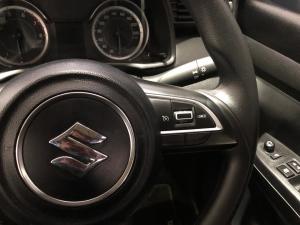 Suzuki Ertiga 1.5 GL manual - Image 10