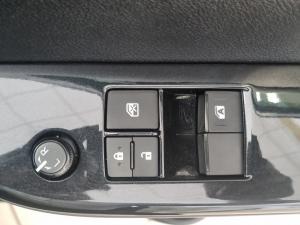 Toyota Hilux 2.0 single cab S (aircon) - Image 18