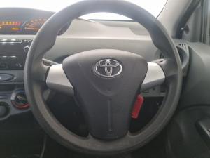 Toyota Etios hatch 1.5 Xi - Image 8