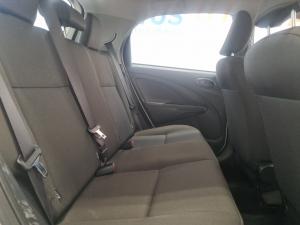 Toyota Etios hatch 1.5 Xi - Image 14