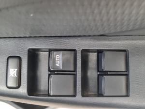 Toyota Etios hatch 1.5 Xi - Image 21