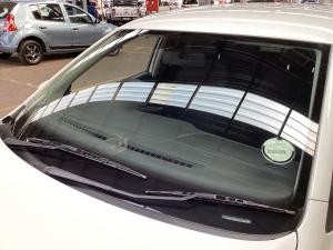Volkswagen Polo Vivo hatch 1.6 Comfortline auto - Image 14