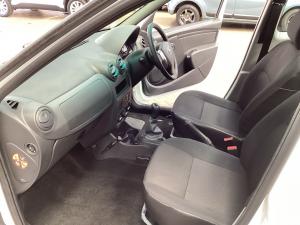 Nissan NP200 1.6i safety pack (aircon) - Image 7