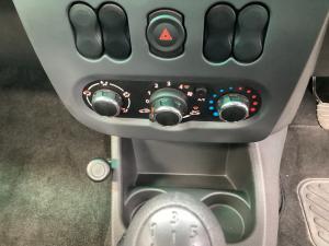 Nissan NP200 1.6i safety pack (aircon) - Image 12