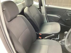 Nissan NP200 1.6i safety pack (aircon) - Image 13