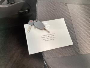 Nissan NP200 1.6i safety pack (aircon) - Image 18