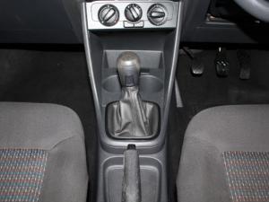 Volkswagen Polo Vivo 1.4 Trendline - Image 14