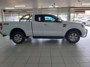 Ford Ranger 3.2TDCI XLT 4X4 automaticSUP/CAB - Image 6