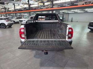 Toyota Hilux 2.8 GD-6 RB Legend automaticE/CAB - Image 10