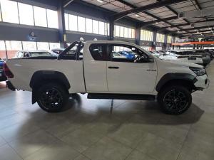 Toyota Hilux 2.8 GD-6 RB Legend automaticE/CAB - Image 4