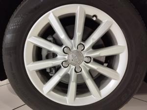 Audi Q3 2.0T quattro auto - Image 13