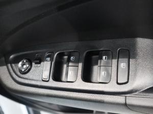 Hyundai Venue 1.0T Motion - Image 8