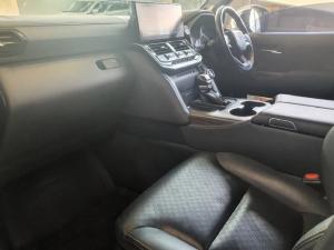 Toyota Land Cruiser 300 3.3D ZX - Image 9