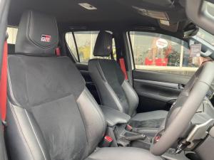 Toyota Hilux 2.8GD-6 double cab 4x4 GR-Sport - Image 8