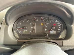 Volkswagen Polo Vivo sedan 1.4 Trendline - Image 8