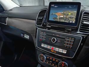 Mercedes-Benz GLS GLS500 - Image 25