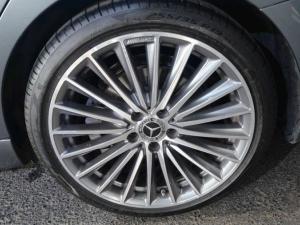 Mercedes-Benz C-Class C220d Avantgarde - Image 5