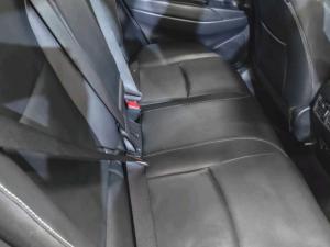 Toyota Corolla Cross 1.8 Hybrid XS - Image 13