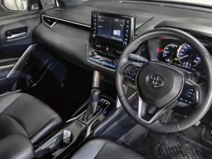 Toyota Corolla Cross 1.8 Hybrid XS - Image 15