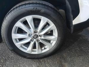 Toyota Corolla Cross 1.8 Hybrid XS - Image 4