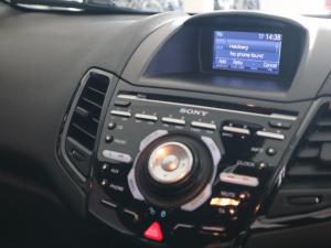 Ford Fiesta ST - Image 10