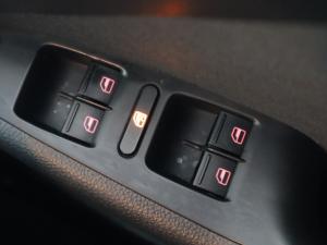 Volkswagen Jetta 1.4TSI Comfortline - Image 21