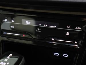 Volkswagen Polo sedan 1.6 Life auto - Image 16