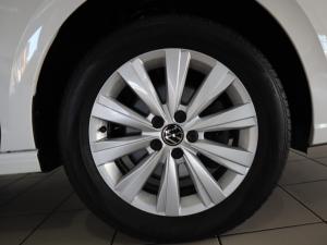 Volkswagen Polo sedan 1.6 Life auto - Image 28