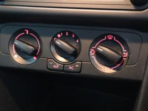 Volkswagen Polo Vivo hatch 1.6 Comfortline auto - Image 18