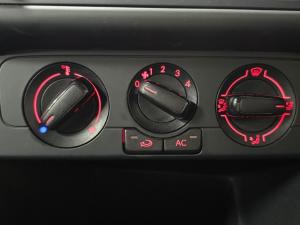 Volkswagen Polo Vivo hatch 1.4 Trendline - Image 5