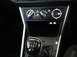 Volkswagen Polo hatch 1.0TSI Life manual - Image 14