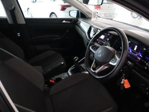 Volkswagen Polo hatch 1.0TSI Life manual - Image 18