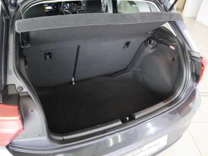 Volkswagen Polo hatch 1.0TSI Life manual - Image 23