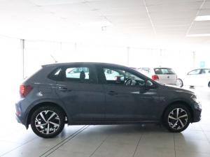 Volkswagen Polo hatch 1.0TSI Life manual - Image 6