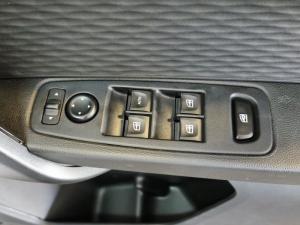 Renault Kiger 1.0 Turbo Zen - Image 14