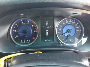Toyota Hilux 2.8GD-6 double cab 4x4 Raider auto - Image 11