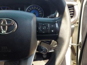 Toyota Hilux 2.8GD-6 double cab 4x4 Raider auto - Image 13