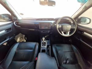 Toyota Hilux 2.8GD-6 double cab 4x4 Raider auto - Image 8