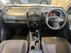 Isuzu D-Max 250 double cab Hi-Ride - Image 12