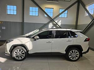 Toyota RAV4 2.0 VX - Image 5