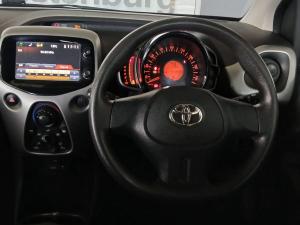 Toyota Aygo 1.0 - Image 21