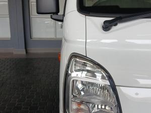Hyundai H-100 Bakkie 2.6D deck - Image 15