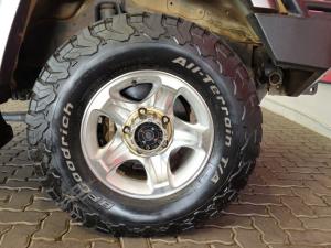 Toyota Land Cruiser 76 4.5D-4D V8 station wagon LX - Image 31
