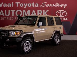Toyota Land Cruiser 76 4.5D-4D V8 station wagon LX - Image 3