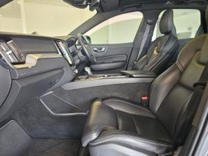 Volvo XC60 D4 AWD Inscription - Image 14