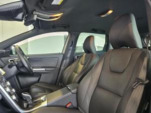Volvo XC60 T5 Inscription - Image 12
