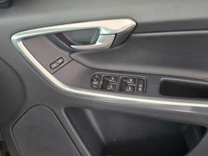 Volvo XC60 T5 Inscription - Image 14