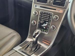 Volvo XC60 T5 Inscription - Image 15