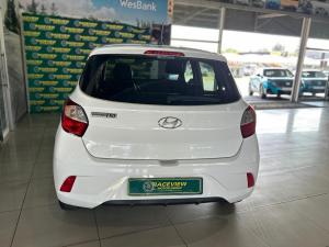 Hyundai i10 1.1 Motion - Image 4