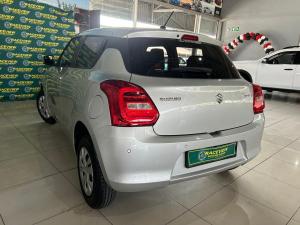 Suzuki Swift 1.2 GL auto - Image 4